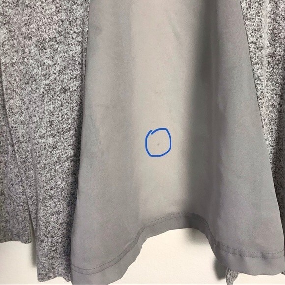 Juicy Couture Gray Cardigan Sweater Shawl- Size Medium - Picture 4 of 4